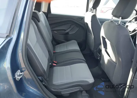 2018 Ford Escape S z USA, uszkodzony, nr VIN 1FMCU0F7XJUB05303
